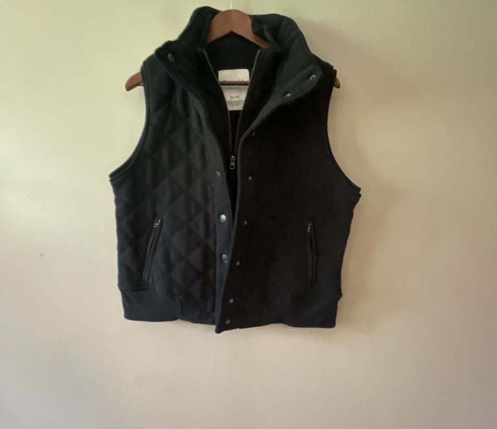 Aeropostale Eighty Seven Black Quilted Cotton Blend Full Zip Snap Vest XL